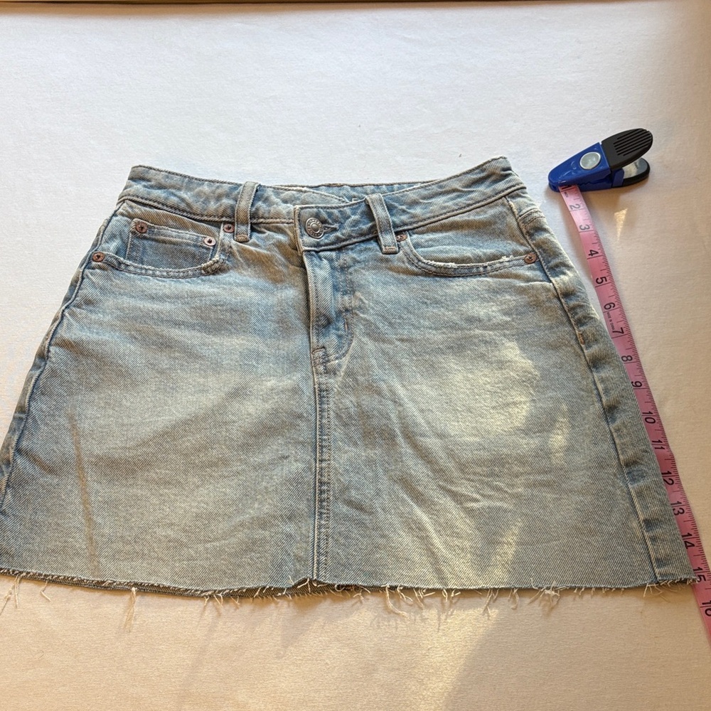 American Eagle Outfitters Light Blue Denim Mini Skirt- size 00 - Picture 5 of 13